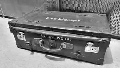 Koffer von Wenpo Lee, mit dem er 1962 an Bord der »Laos« ging und  in ein neues Leben aufbrach